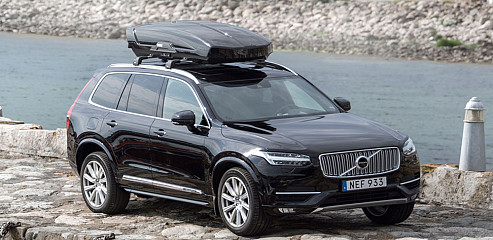 Van dakkoffer tot koelbox, zo reis je ontspannen met de auto